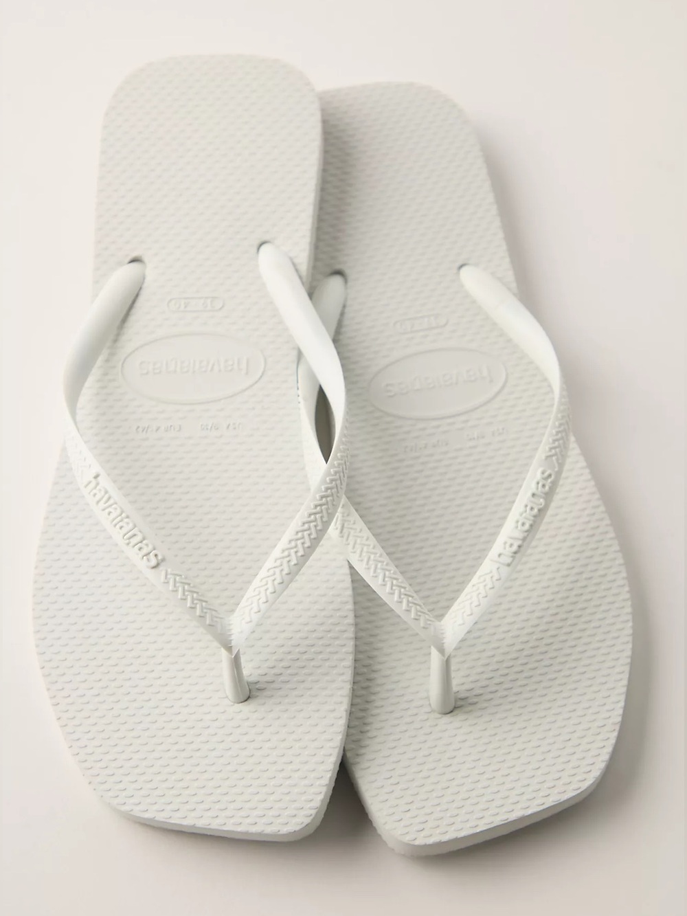 Havaianas Slim Square Flip Flops White Thong Sandals Small 35/36 5.5 6 NEW NWT